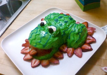 My daughter's 2nd birthday cake - a frog