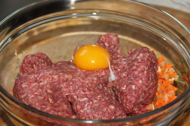 Mixing the farce Mixing the farce