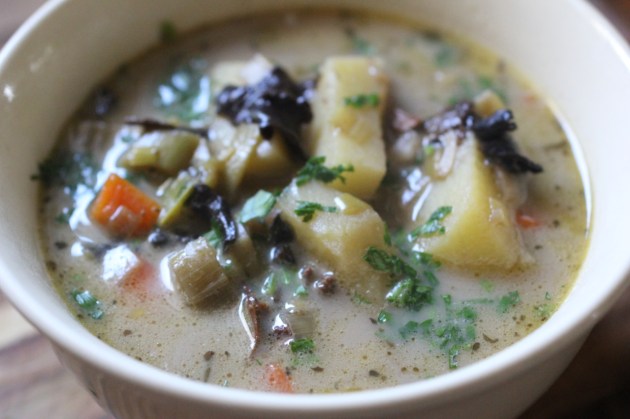 Dry Mushrooms & Leek Soup With Farro
