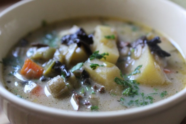 Dry Mushrooms & Leek Soup With Farro