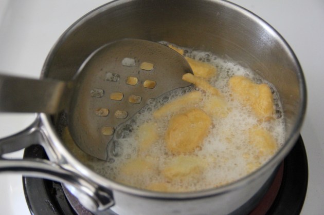 Mandlech - Jewish Traditional Fried Dumplings