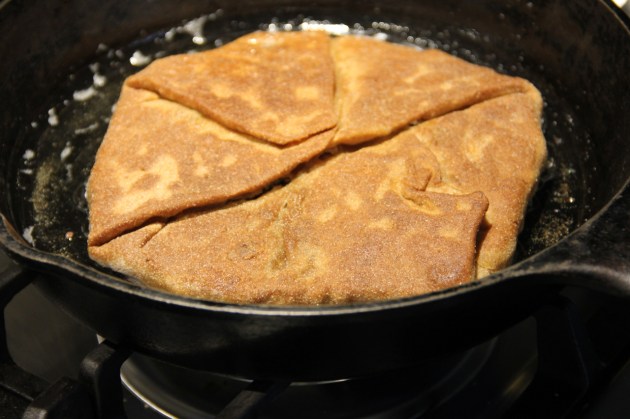 Frying plăcintă pie