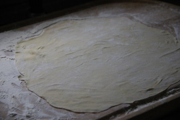 Making Russian Napoleon: a rolled out crust